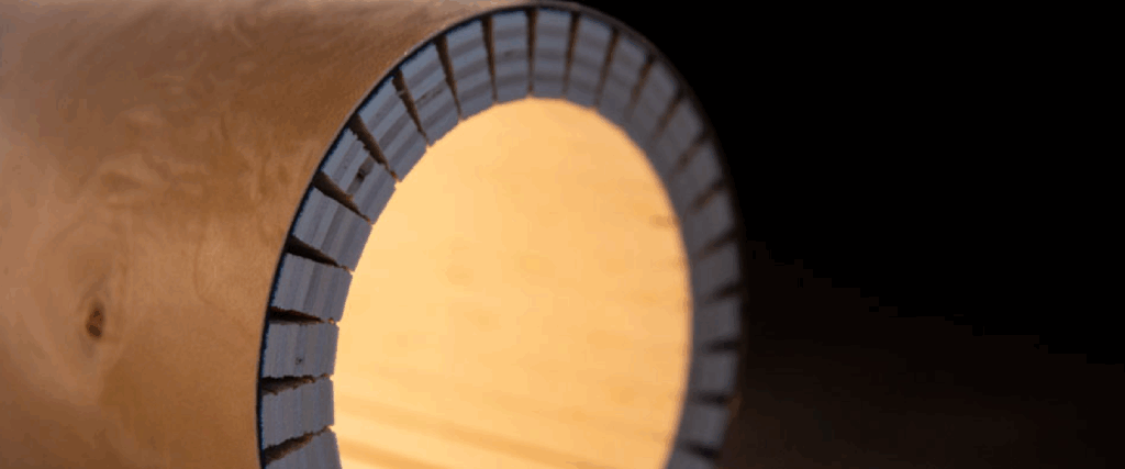 curved and laminated panel of kerfkore